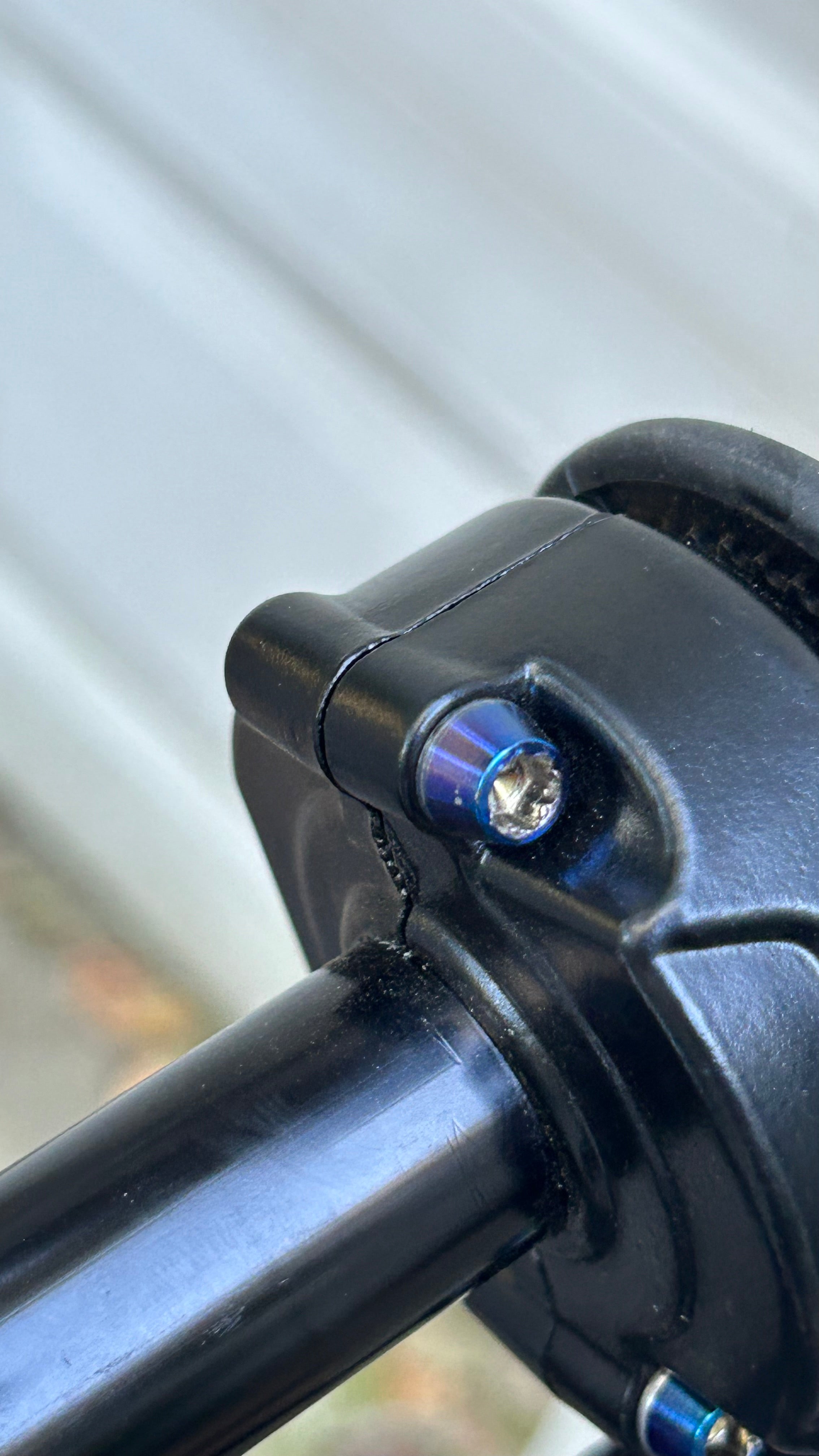 Tuttio full titanium bolt kit