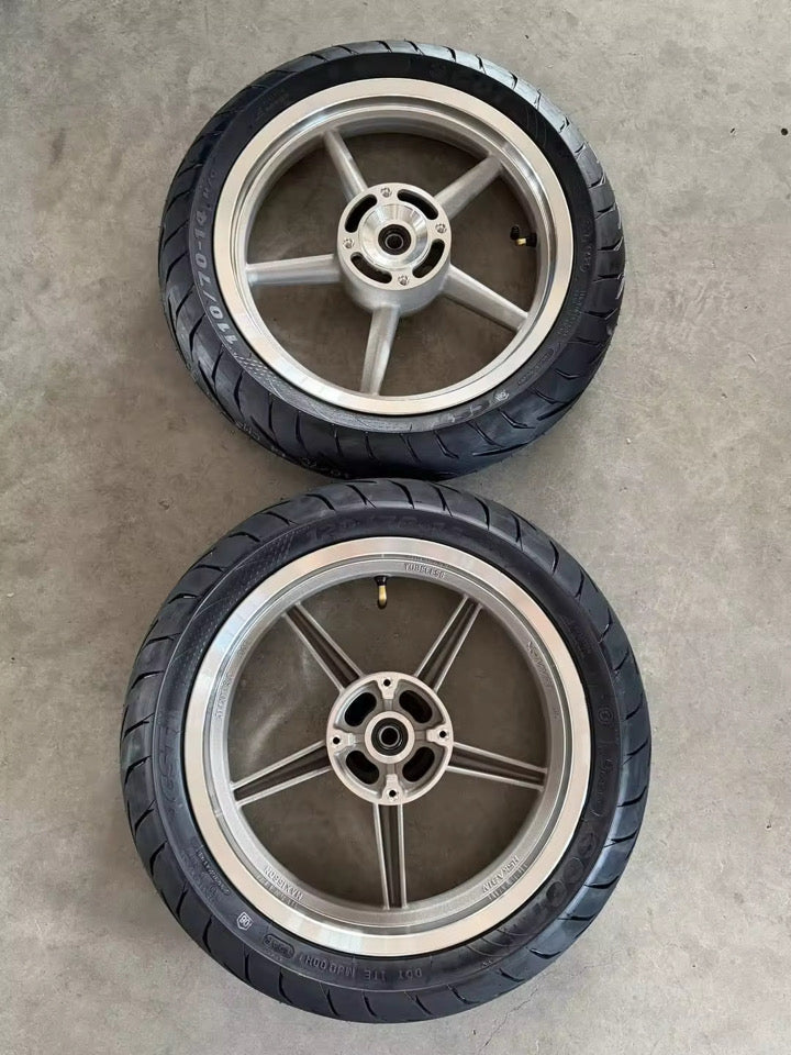 14/14 IN Chrome Wheelset