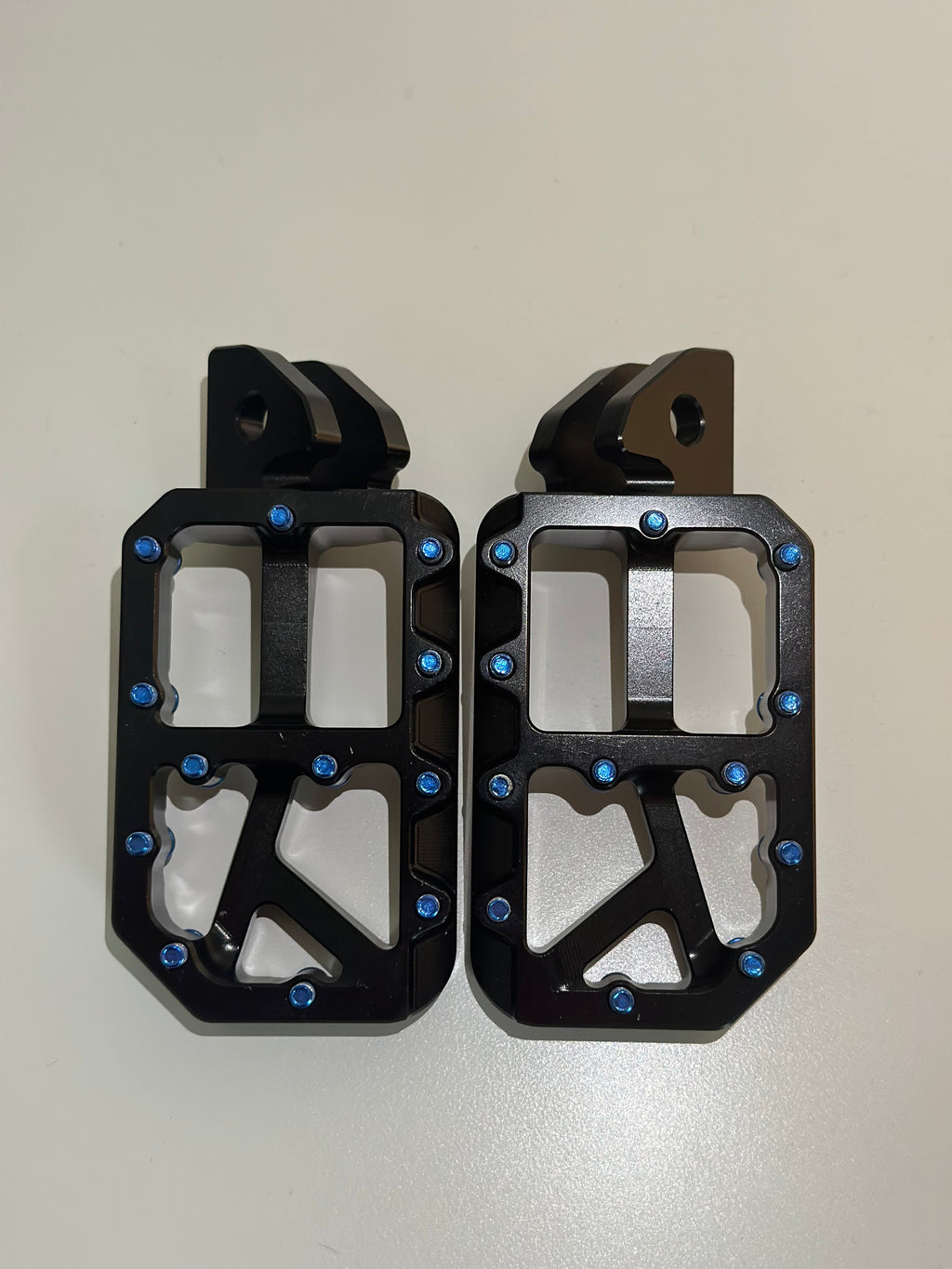 Mxp foot pegs