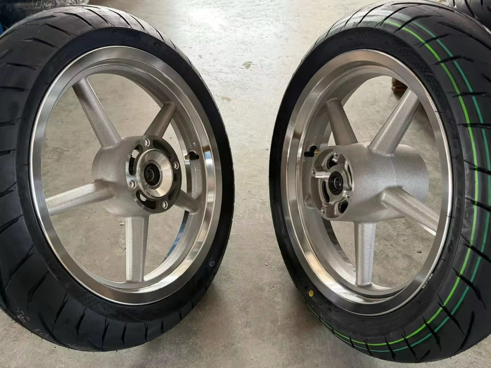 14/14 IN Chrome Wheelset